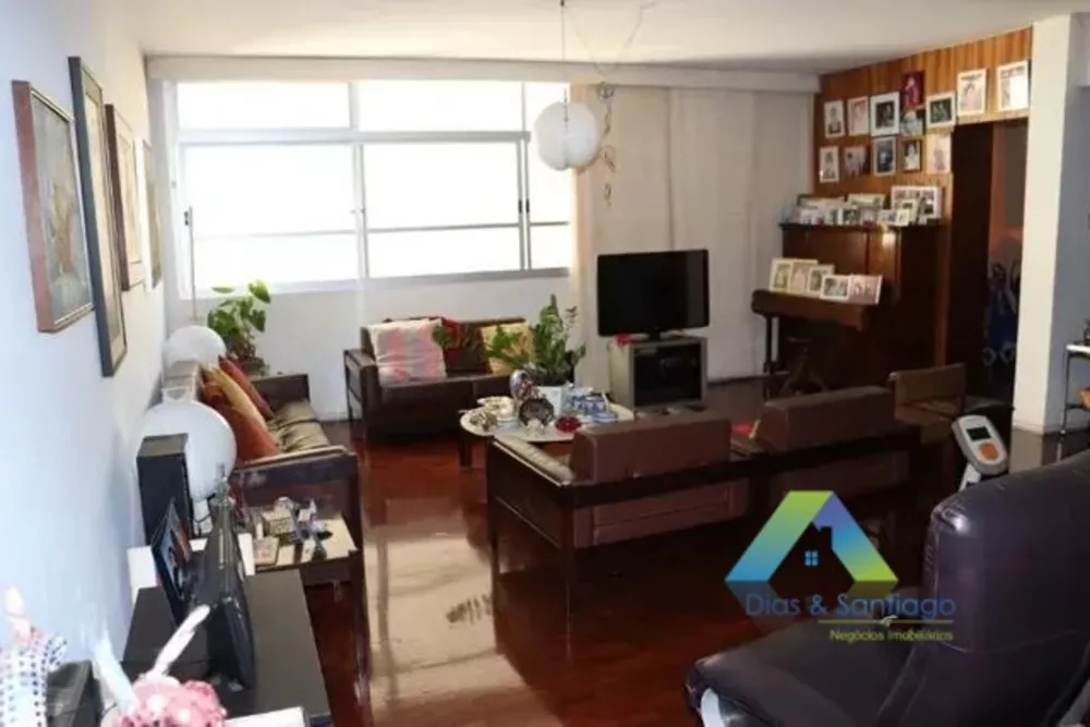 Apartamento à venda com 3 quartos, 300m² - Foto 3