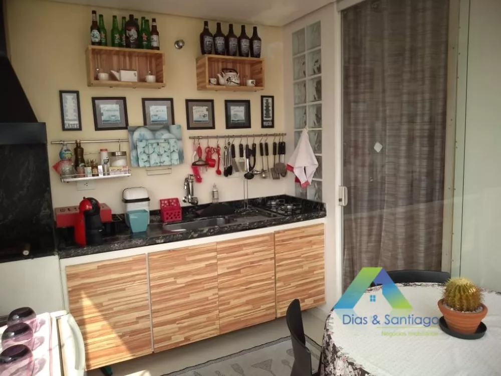 Apartamento à venda com 3 quartos, 110m² - Foto 1