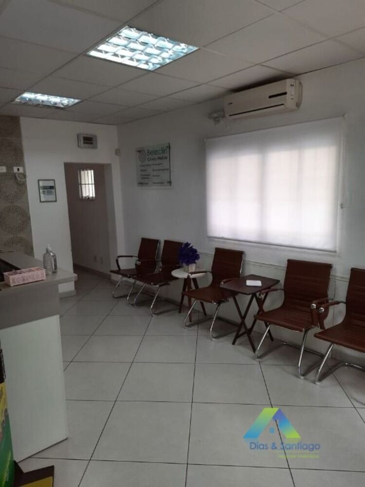 Casa à venda com 4 quartos, 180m² - Foto 3