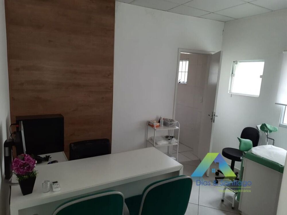 Casa à venda com 4 quartos, 180m² - Foto 10