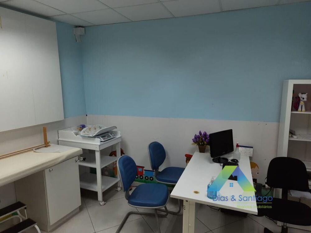 Casa à venda com 4 quartos, 180m² - Foto 5