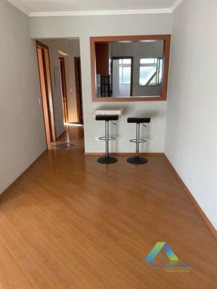 Apartamento à venda com 2 quartos, 77m² - Foto 4