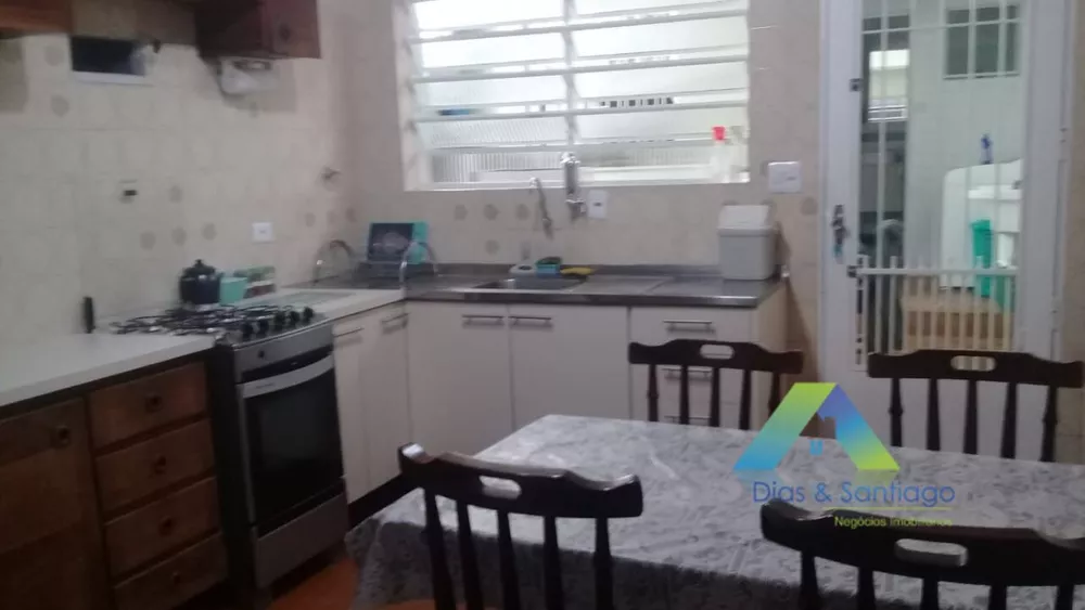 Sobrado à venda com 3 quartos, 135m² - Foto 2