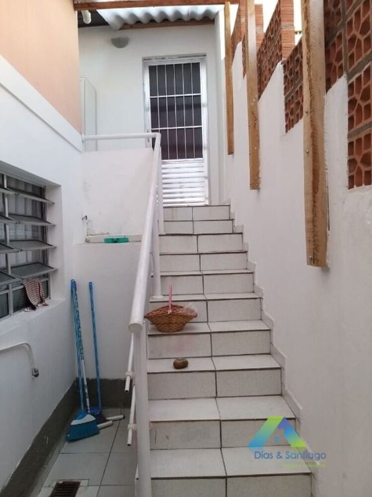 Sobrado à venda com 3 quartos, 110m² - Foto 3