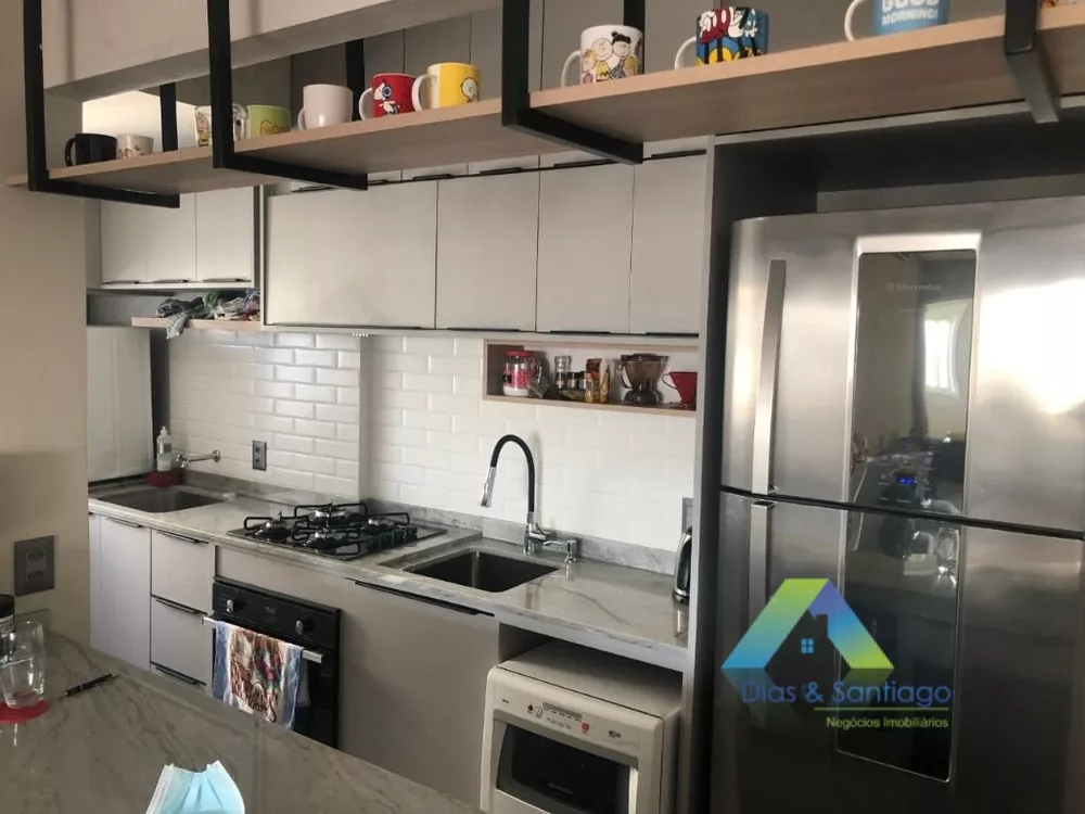 Apartamento à venda com 2 quartos, 65m² - Foto 1