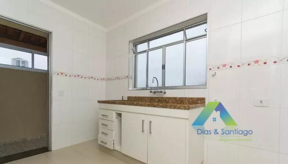 Sobrado à venda com 3 quartos, 154m² - Foto 3