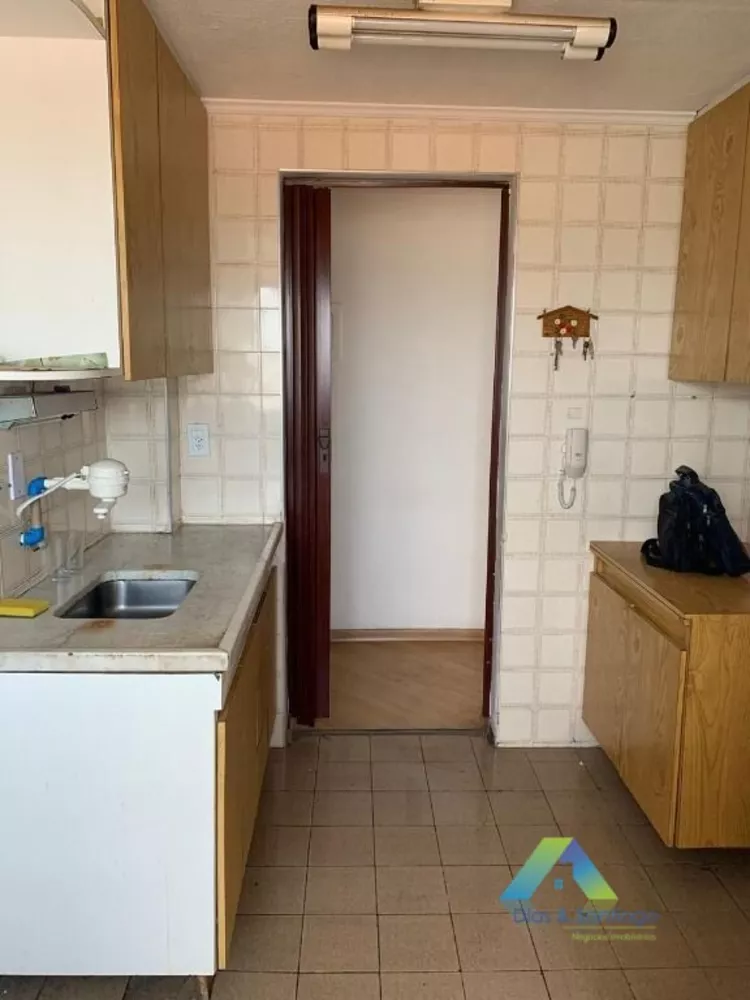 Apartamento à venda com 2 quartos, 67m² - Foto 5