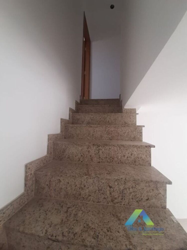 Sobrado à venda com 3 quartos, 132m² - Foto 3