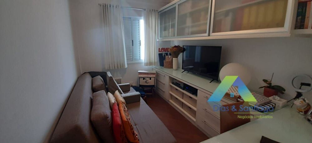 Apartamento à venda com 3 quartos, 75m² - Foto 3