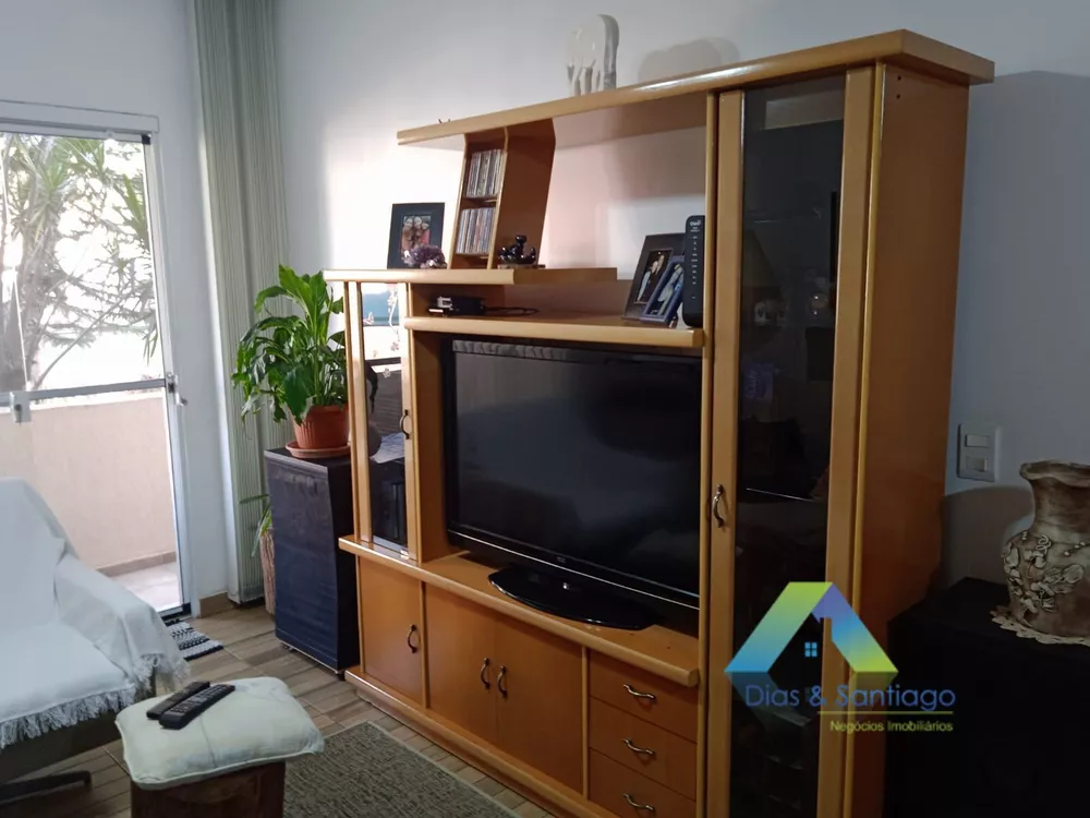 Apartamento à venda com 3 quartos, 98m² - Foto 2