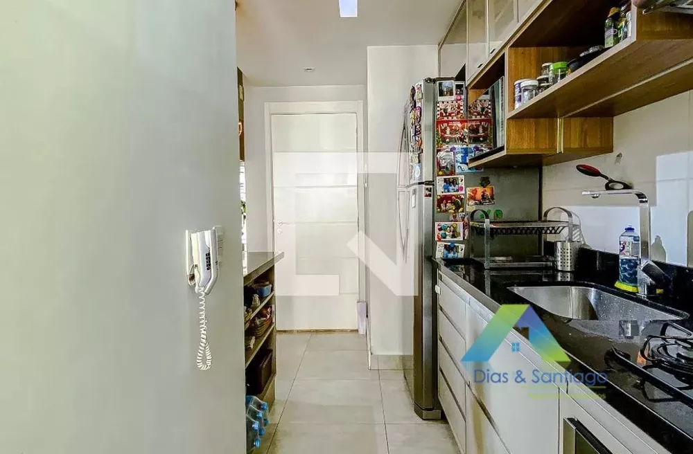 Apartamento à venda com 2 quartos, 70m² - Foto 4