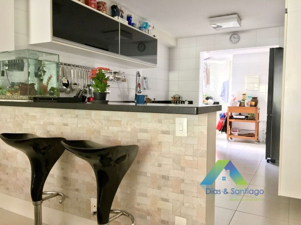 Apartamento à venda com 3 quartos, 142m² - Foto 14