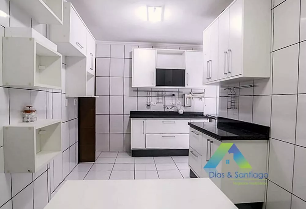 Apartamento à venda com 3 quartos, 126m² - Foto 1