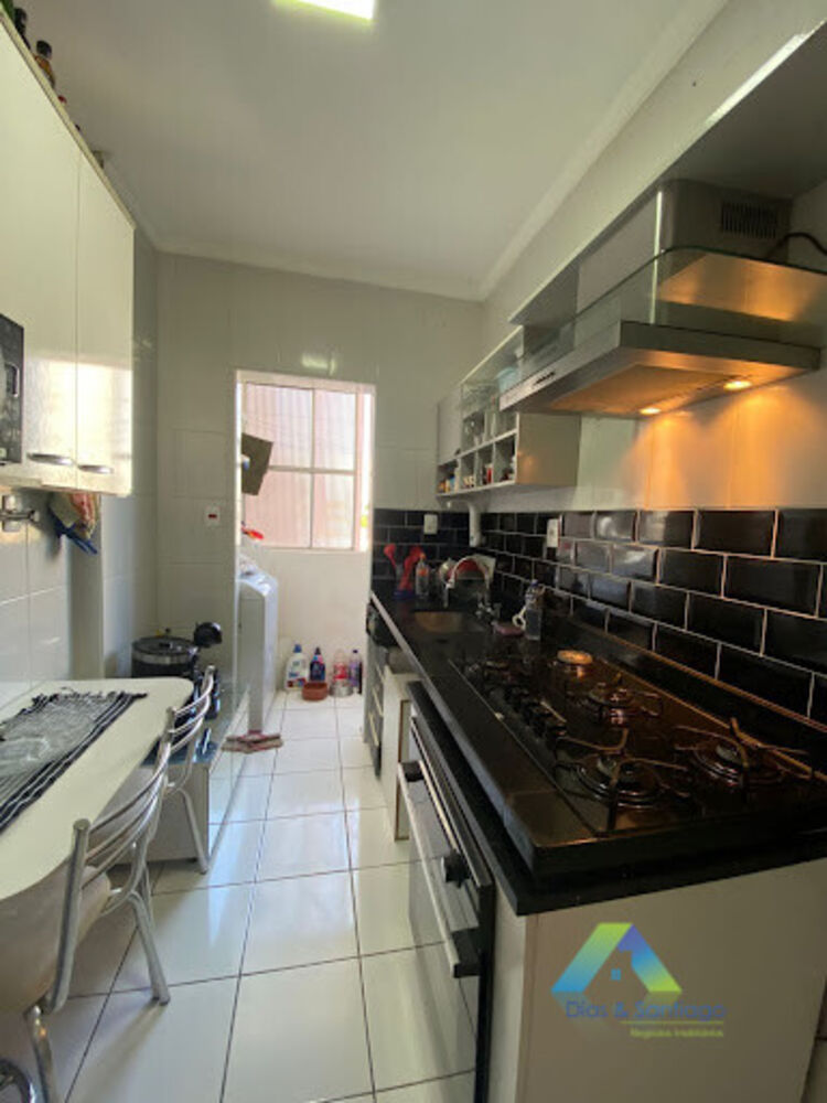 Apartamento à venda com 1 quarto, 33m² - Foto 1