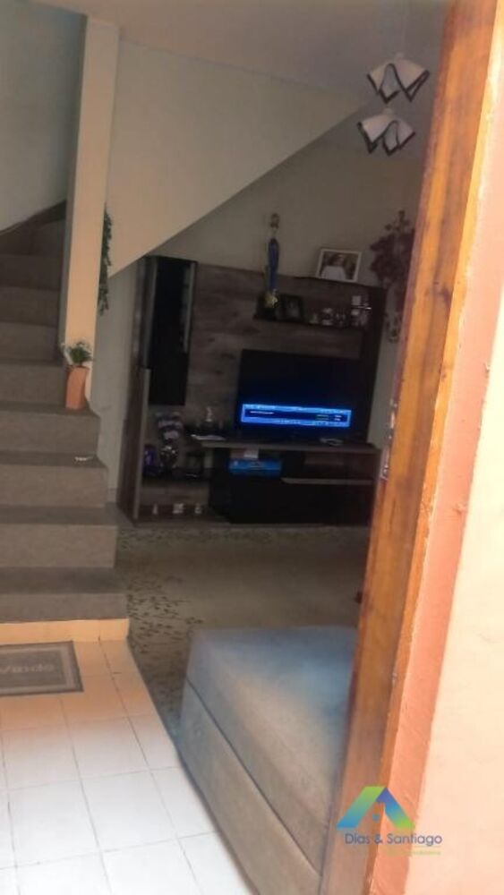 Sobrado à venda com 3 quartos, 140m² - Foto 2