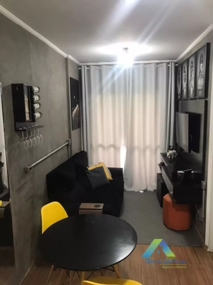 Apartamento à venda com 1 quarto, 30m² - Foto 2