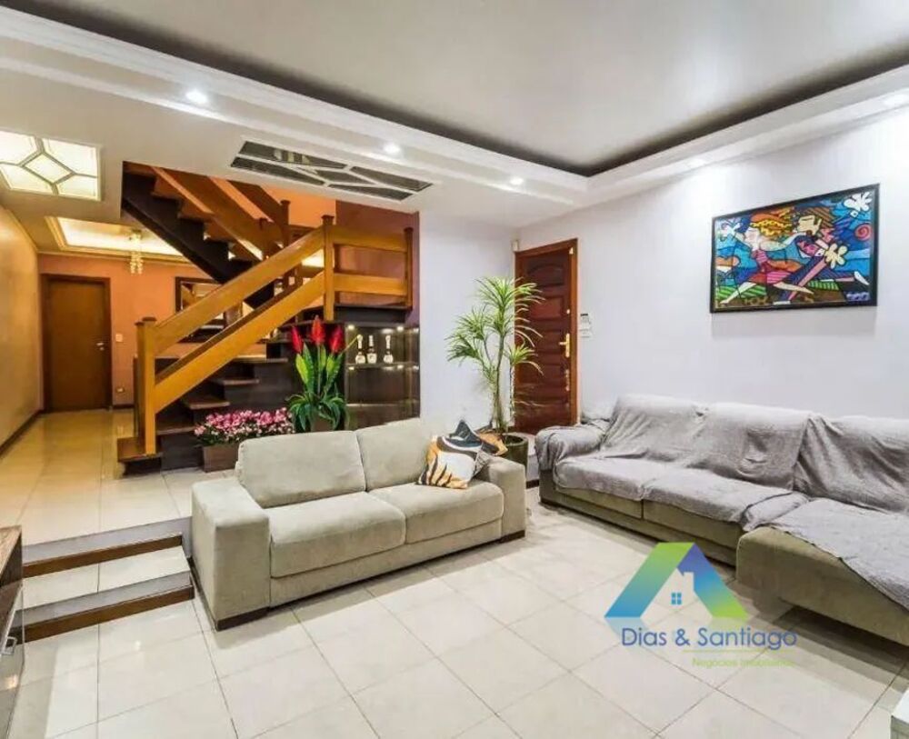 Sobrado para alugar com 4 quartos, 280m² - Foto 1