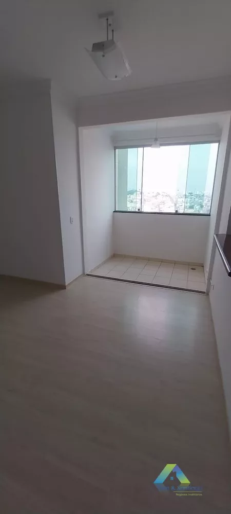 Apartamento à venda com 3 quartos, 61m² - Foto 4