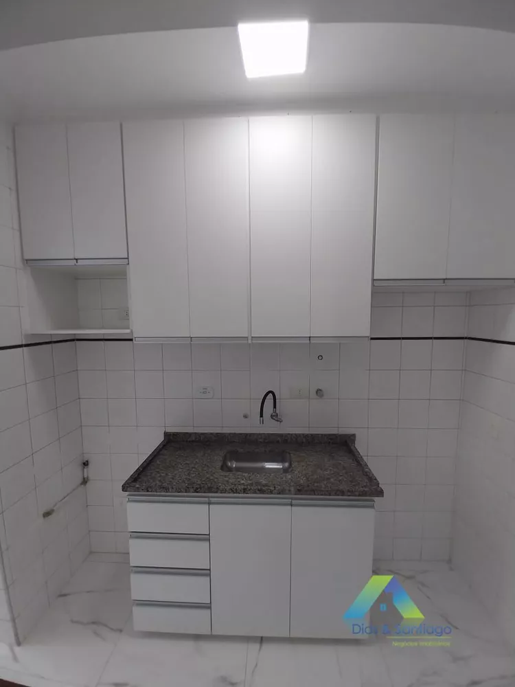 Apartamento à venda com 3 quartos, 61m² - Foto 8