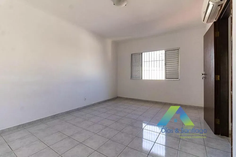 Casa, 3 quartos, 210 m² - Foto 7