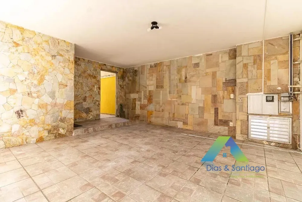 Casa, 3 quartos, 210 m² - Foto 4