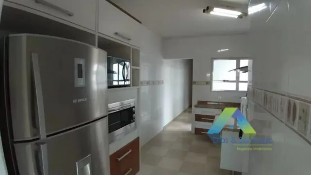 Apartamento à venda com 3 quartos, 94m² - Foto 1