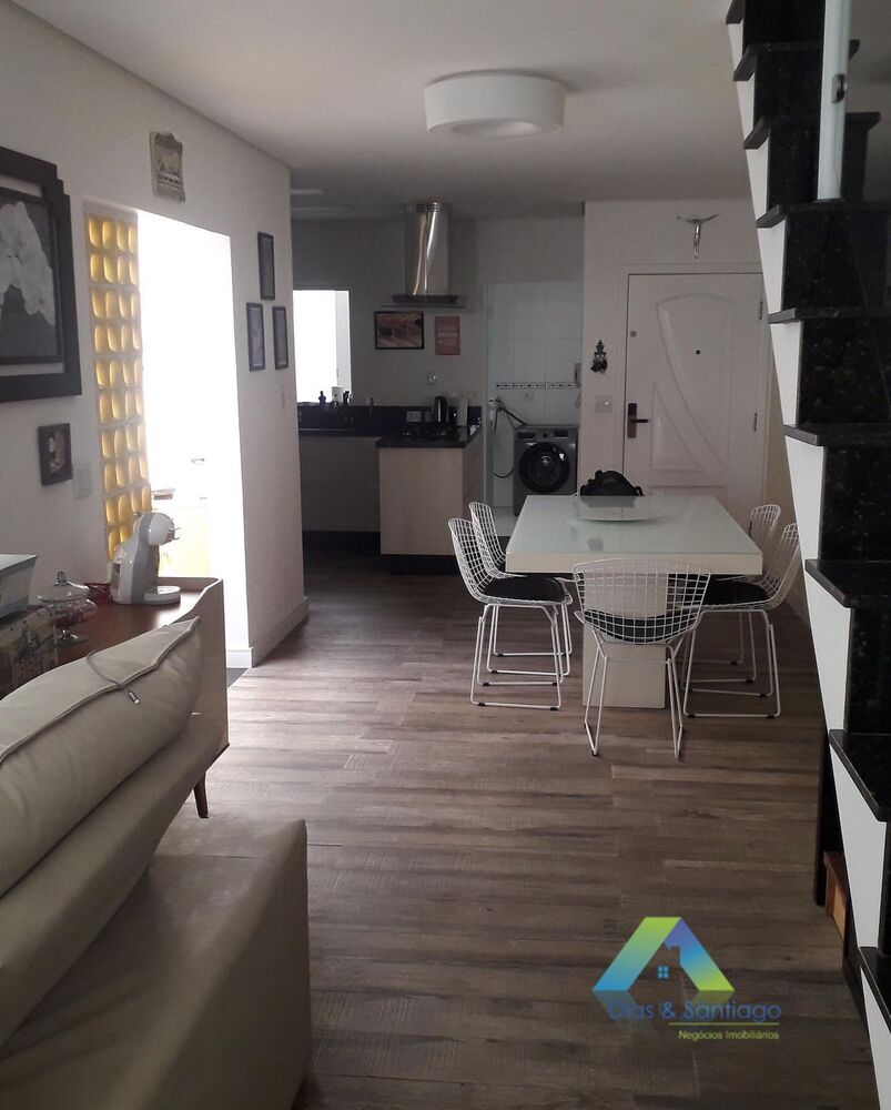 Sobrado, 3 quartos, 194 m² - Foto 1