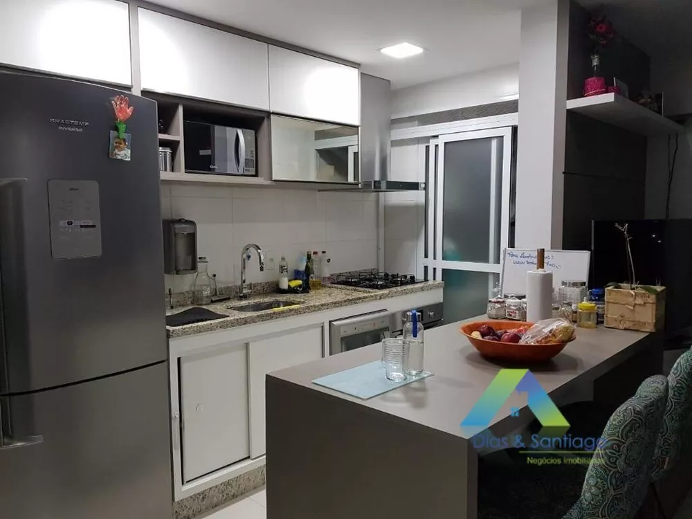 Apartamento à venda com 2 quartos, 60m² - Foto 5