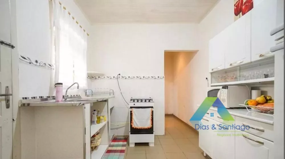 Casa à venda com 2 quartos, 180m² - Foto 6