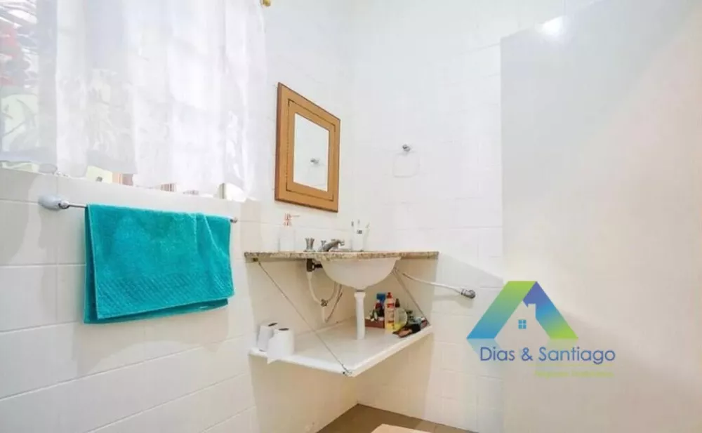 Casa à venda com 2 quartos, 180m² - Foto 14