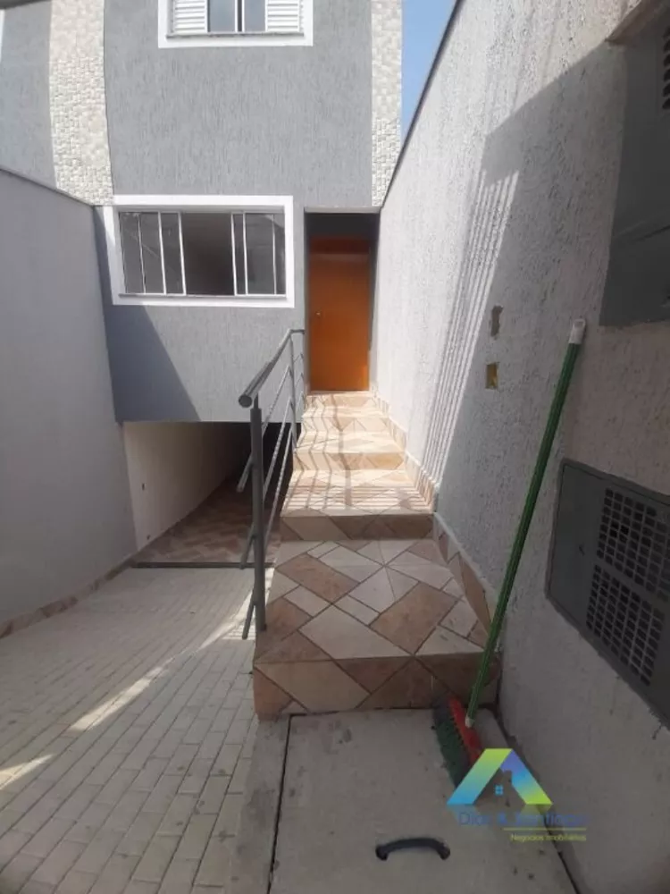 Sobrado à venda com 3 quartos, 152m² - Foto 2