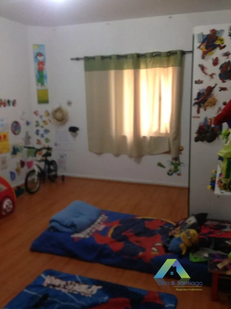 Apartamento à venda com 2 quartos, 77m² - Foto 4