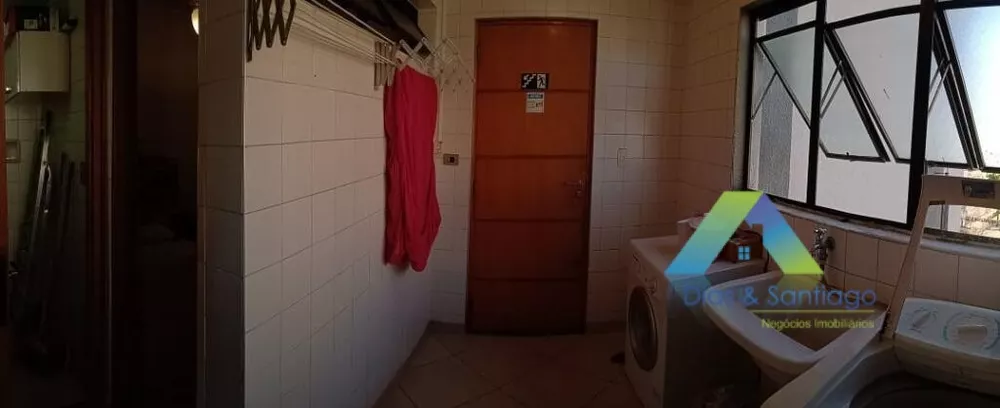 Apartamento à venda com 3 quartos, 120m² - Foto 3