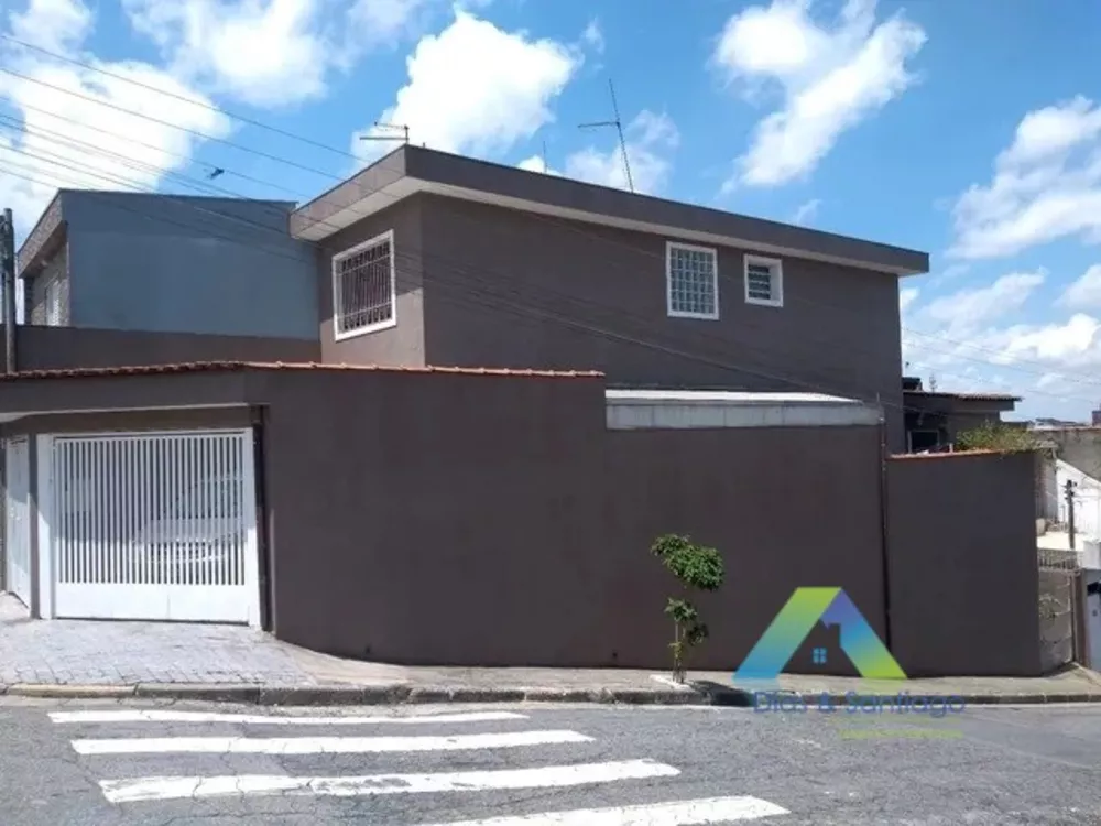 Sobrado à venda com 2 quartos, 141m² - Foto 1