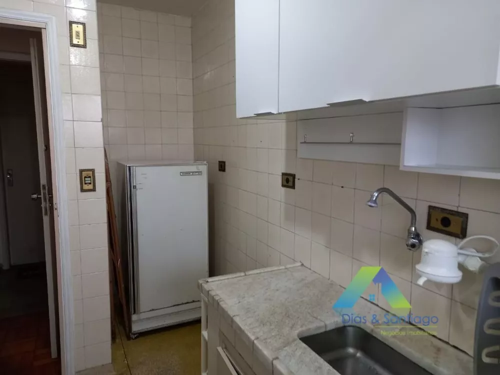 Apartamento à venda com 1 quarto, 50m² - Foto 3