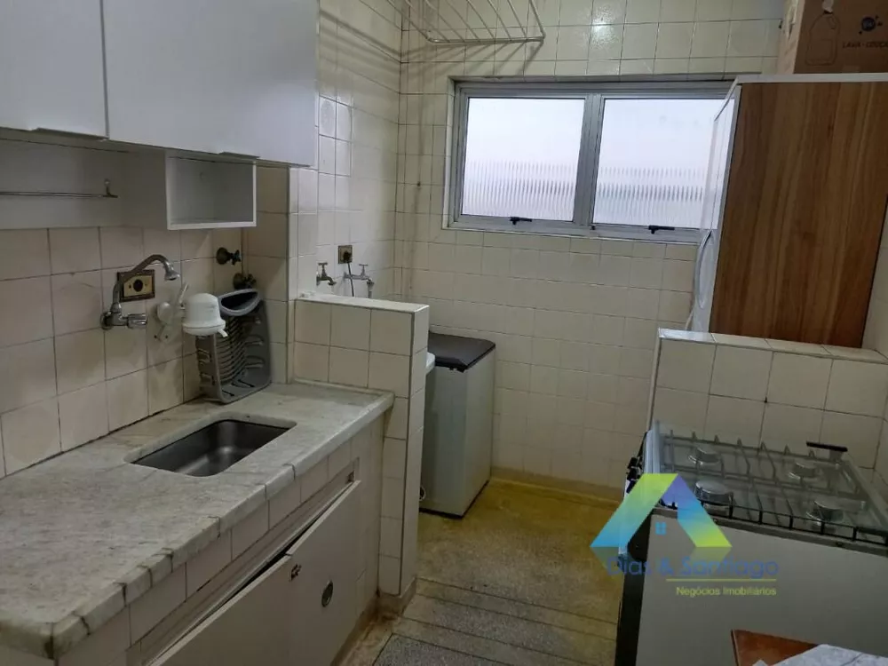 Apartamento à venda com 1 quarto, 50m² - Foto 2