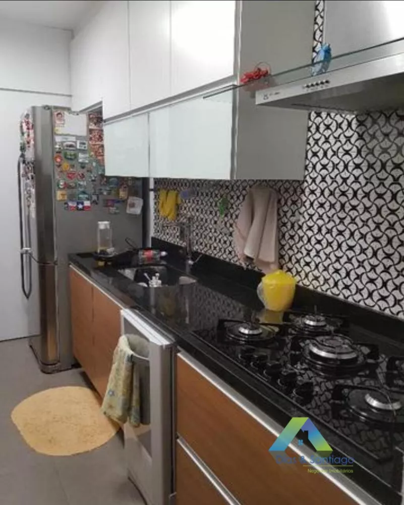 Apartamento à venda com 3 quartos, 145m² - Foto 4