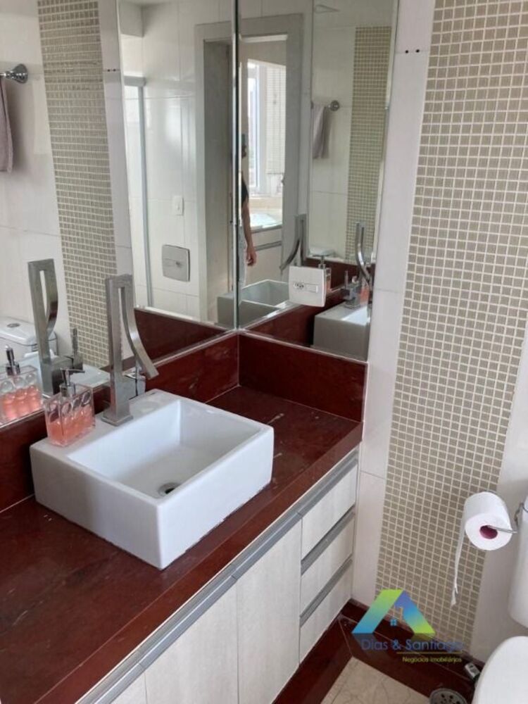 Apartamento à venda com 4 quartos, 140m² - Foto 8