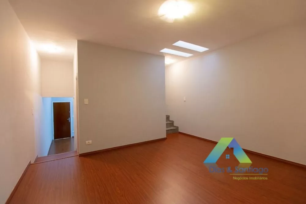 Sobrado à venda com 3 quartos, 103m² - Foto 1