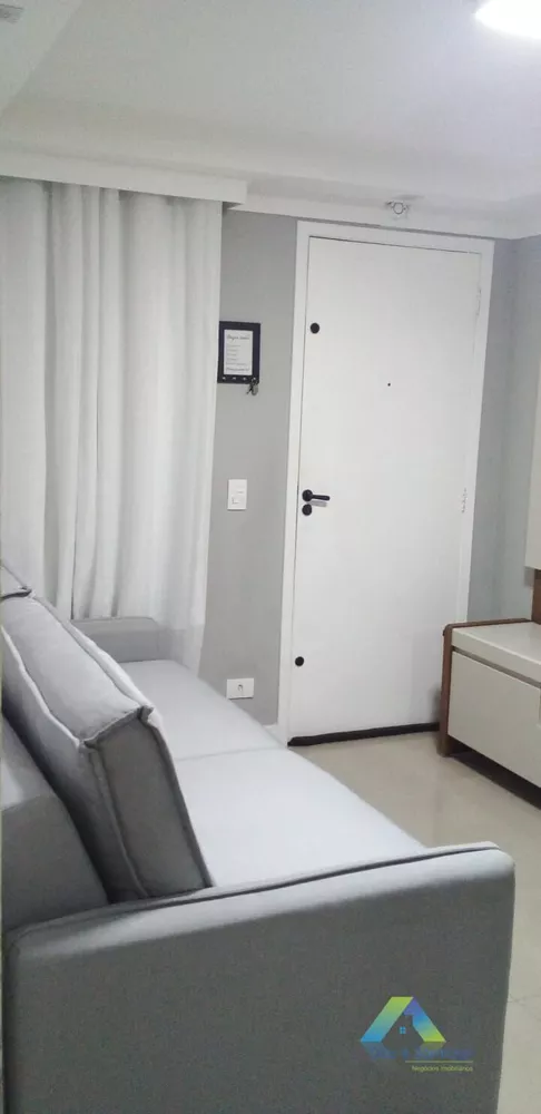 Apartamento à venda com 2 quartos, 42m² - Foto 4