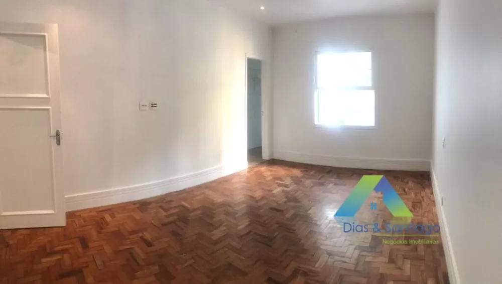 Sobrado à venda com 6 quartos, 300m² - Foto 22