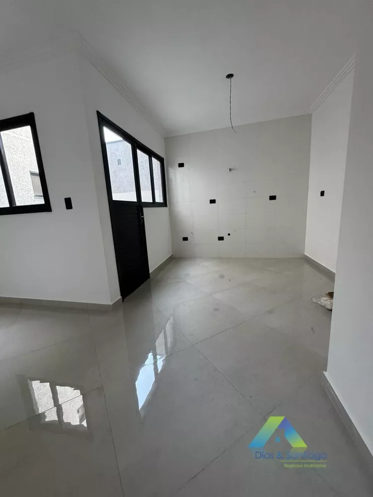 Cobertura à venda com 2 quartos, 108m² - Foto 2