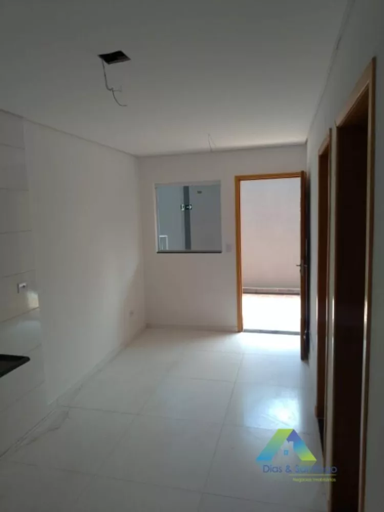 Apartamento à venda com 2 quartos, 33m² - Foto 3