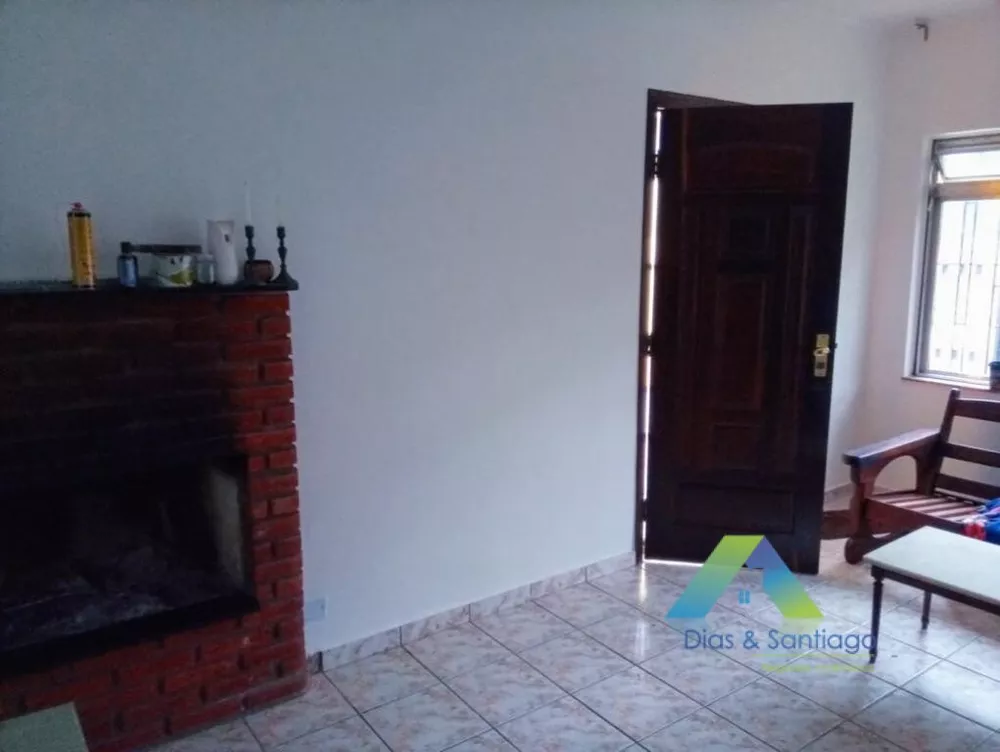 Casa à venda com 3 quartos, 236m² - Foto 11