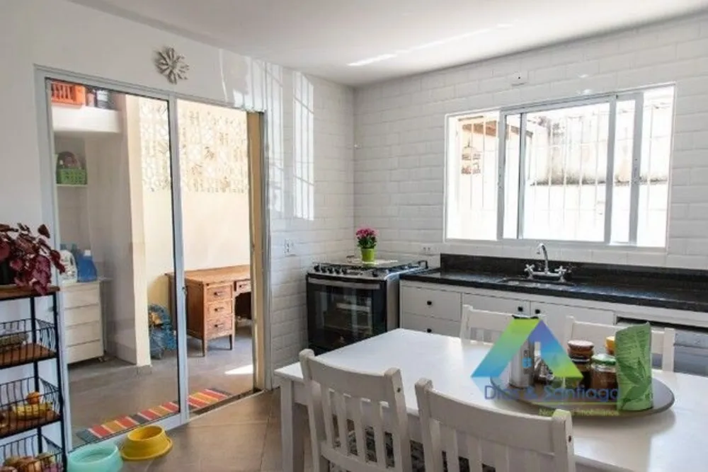 Casa, 2 quartos, 205 m² - Foto 2