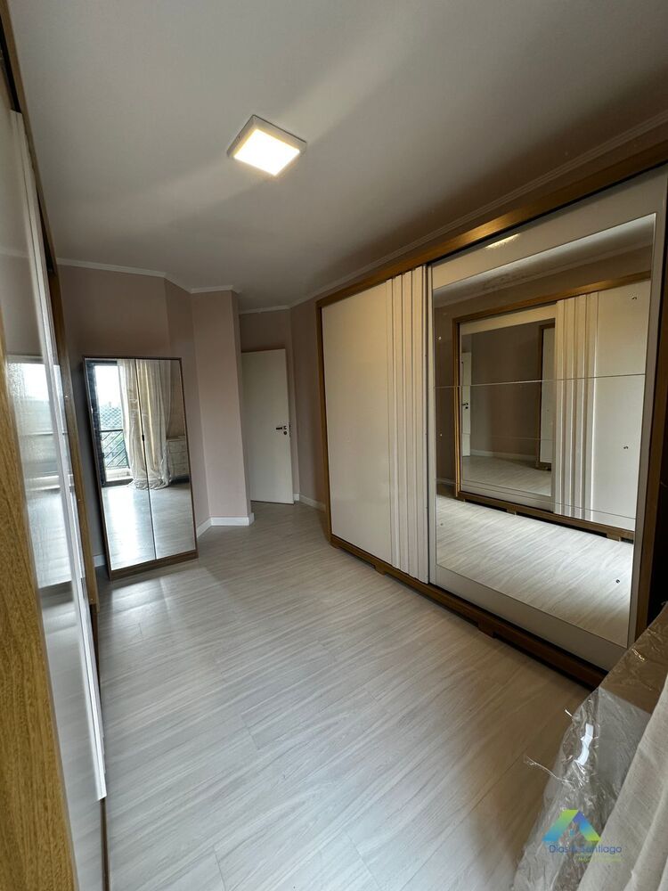 Apartamento à venda com 4 quartos, 188m² - Foto 5