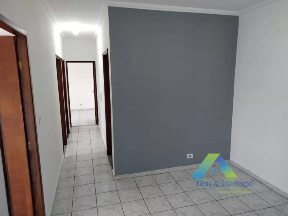 Apartamento à venda com 3 quartos, 68m² - Foto 2