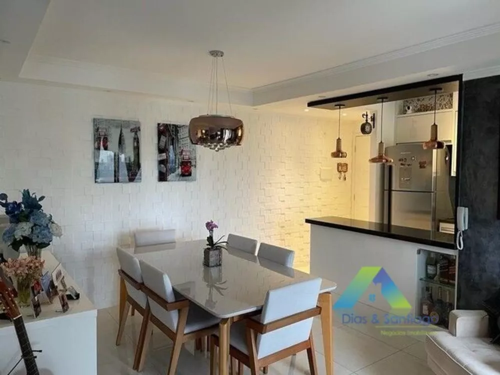 Apartamento à venda com 2 quartos, 64m² - Foto 4