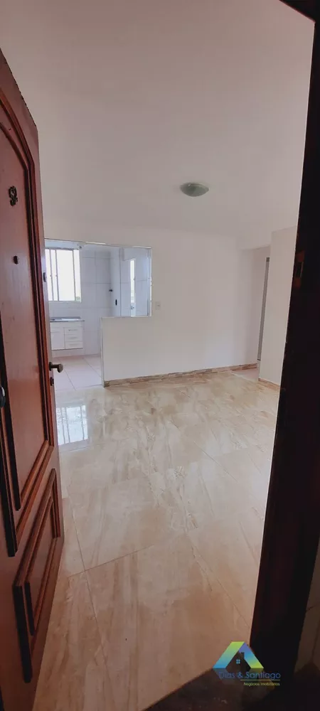 Apartamento à venda com 2 quartos, 58m² - Foto 3