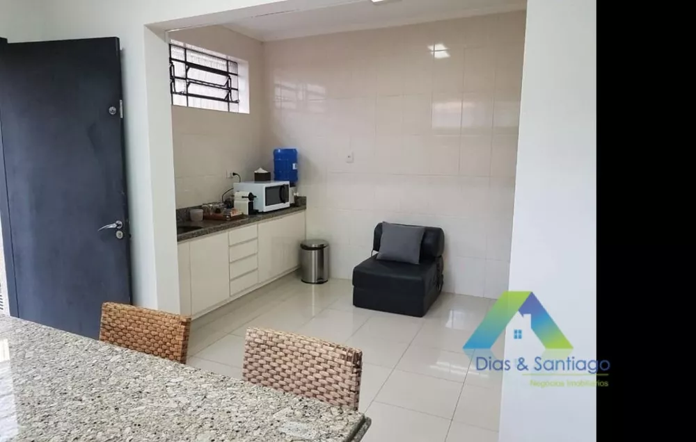 Sobrado à venda com 3 quartos, 180m² - Foto 3